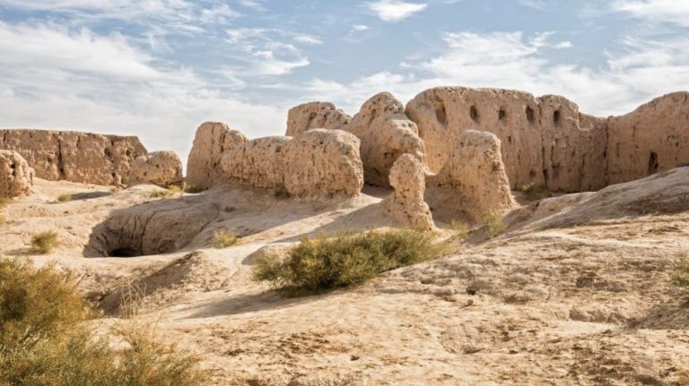 USBEKISTAN: DIE TOP-10 DER UNBEKANNTEN TOURISMUS-ZIELE