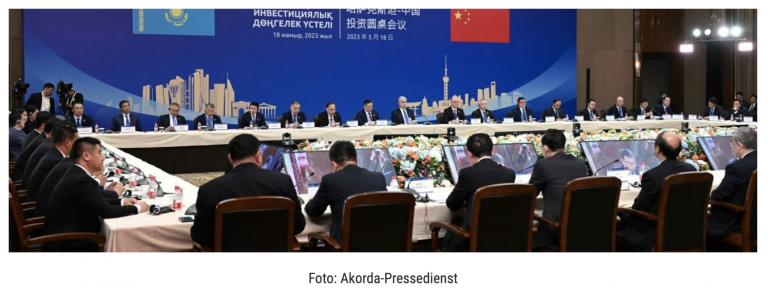 Präsident Tokajew unterzeichnete während seines Besuchs in China 47 Dokumente im Wert von 22 Milliarden US-Dollar