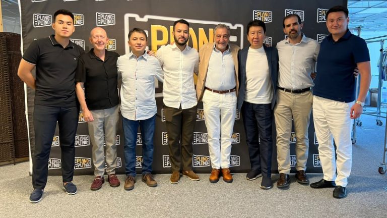 „Die Kasachen haben allen geholfen.“ Der Regisseur von „Paper House“ wird einen Film über Karlag drehen