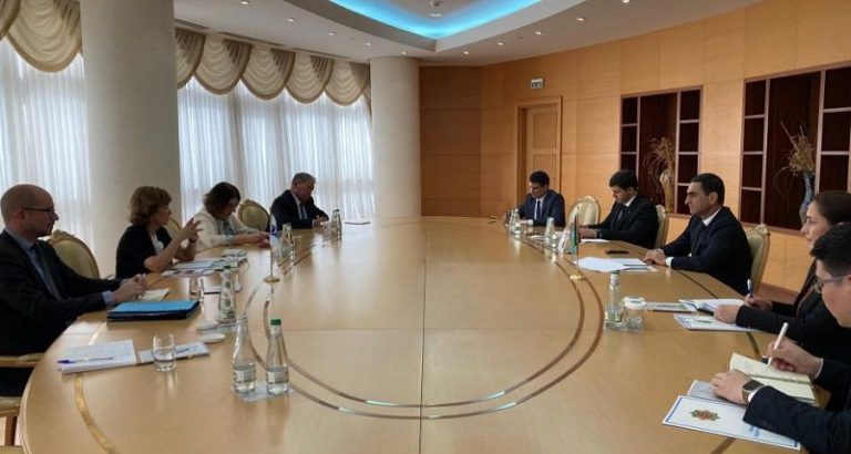 Der OSZE-Vertreter forderte Turkmenistan auf, den Zugang zu den Medien und zum Internet zu öffnen