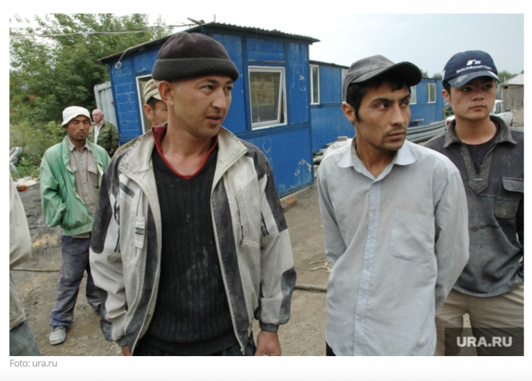 Russland bereitet einen Gesetzentwurf vor, um Migranten ihre Staatsbürgerschaft zu entziehen, weil sie sich nicht beim Militär registrieren lassen.