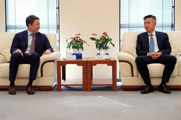 Kasachstan und China diskutieren über den Ausbau der Ölpipelines Kenkiyak – Atyrau und Kenkiyak – Kumkol