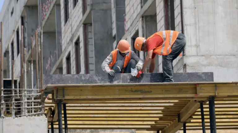 Wanderarbeiter in Kasachstan: Wie viele von ihnen, wo und von wem sie arbeiten, woher sie kommen